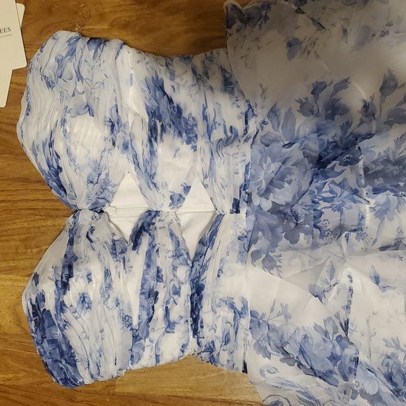 Stacees A-line Floral Print Ruffled Strapless Homecoming Dress w/ Cutouts  NWT 6 - Picture 6 of 16